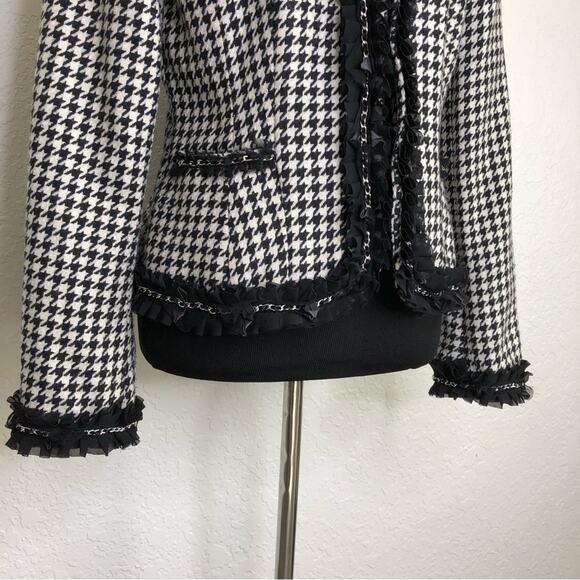 WHBM black and white houndstooth ruffle trim blazer size 8 - Picture 4 of 16
